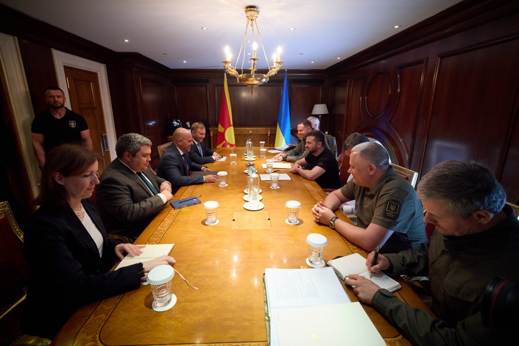 Президент України зустрівся з Прем’єр-міністром Північної Македонії Президент України зустрівся з Прем’єр-міністром Північної Македонії