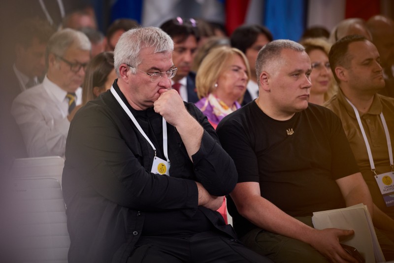 Росія спричинила ізоляцію Криму, ми повернемо для Криму весь світ – виступ Президента на третьому саміті Кримської платформи Росія спричинила ізоляцію Криму, ми повернемо для Криму весь світ – виступ Президента на третьому саміті Кримської платформи