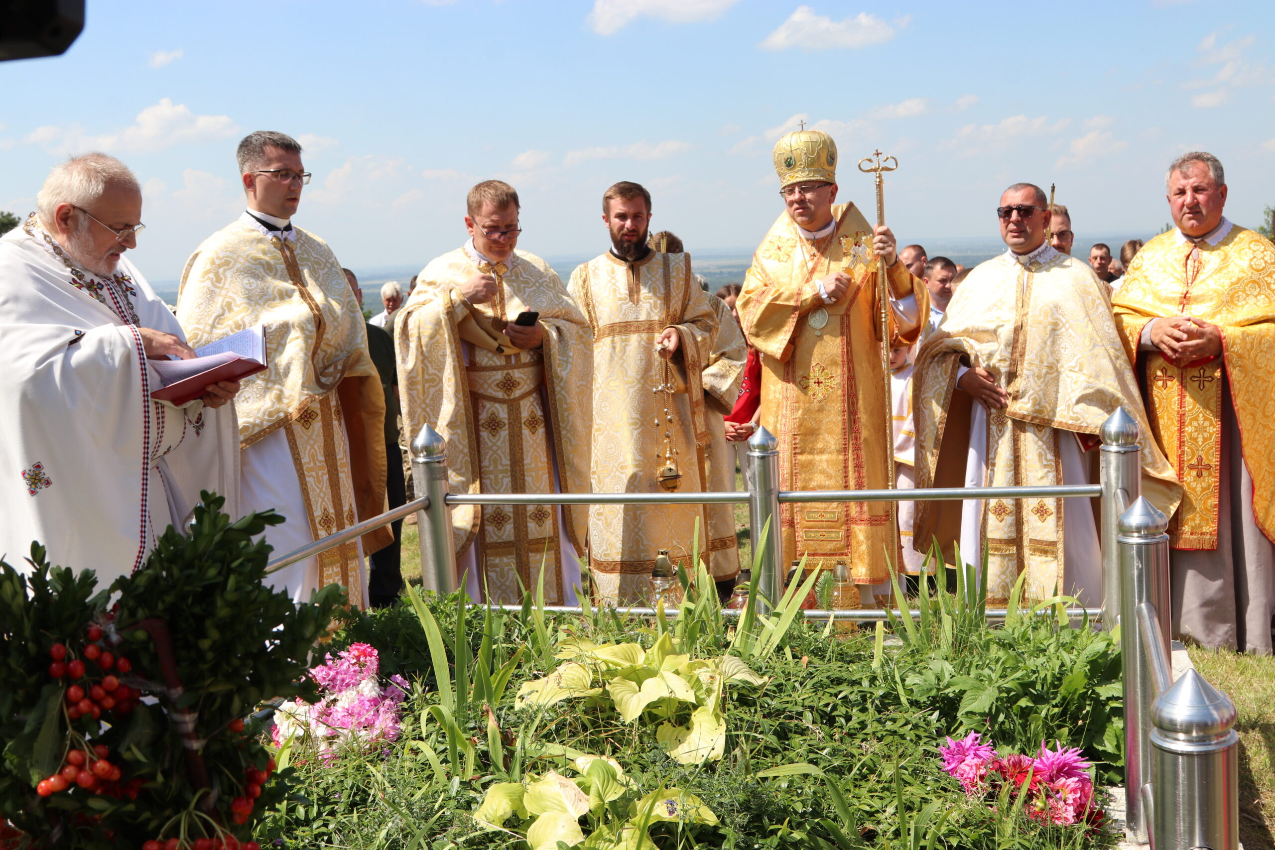 Відбулася щорічна проща на Білу гору на Золочівщині з нагоди вшанування пам’яті отця Маркіяна Шашкевича Відбулася щорічна проща на Білу гору на Золочівщині з нагоди вшанування пам’яті отця Маркіяна Шашкевича