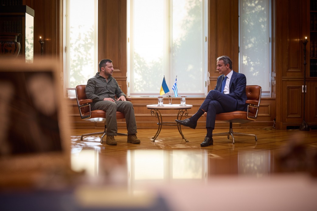 Володимир Зеленський провів зустріч із Президентом Греції Володимир Зеленський провів зустріч із Президентом Греції