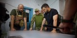 Володимир Зеленський відвідав командний пункт 10-го армійського корпусу, який діє на Мелітопольському напрямку Володимир Зеленський відвідав командний пункт 10-го армійського корпусу, який діє на Мелітопольському напрямку
