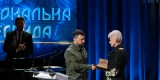 Володимир Зеленський вручив відзнаку Президента «Національна легенда України» Володимир Зеленський вручив відзнаку Президента «Національна легенда України»