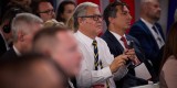 Володимир Зеленський зустрівся із сенаторами США Володимир Зеленський зустрівся із сенаторами США