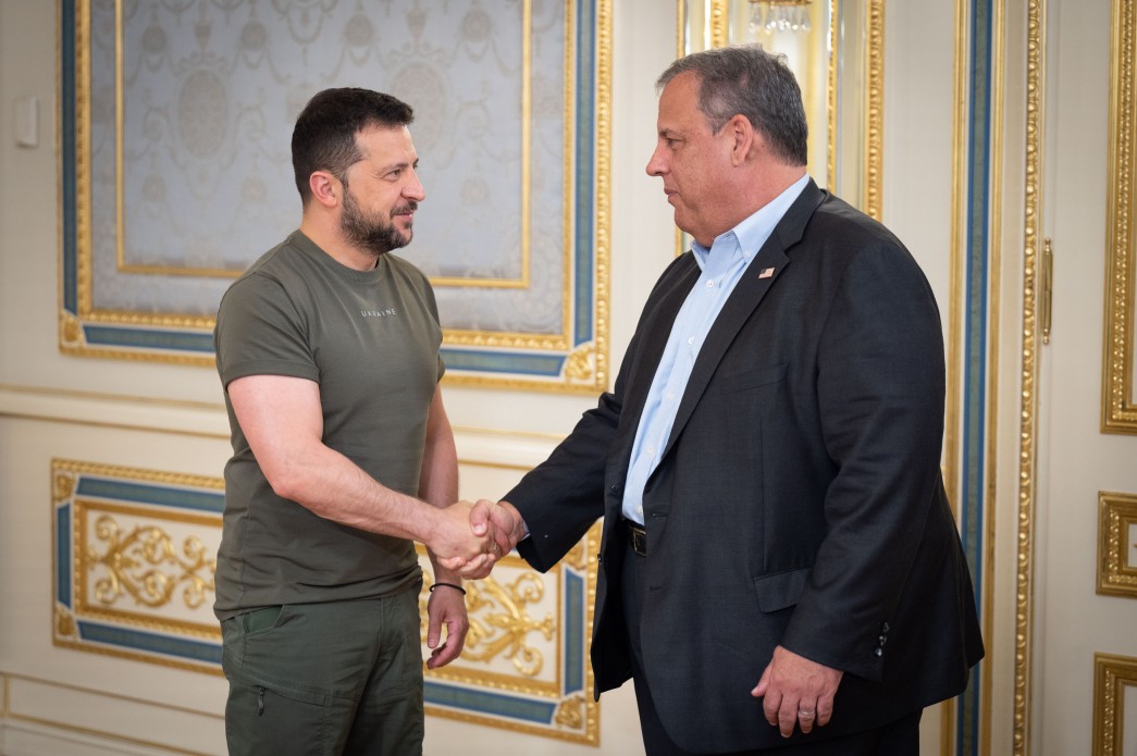Володимир Зеленський зустрівся з членом Республіканської партії, колишнім губернатором штату Нью-Джерсі Крістофером Крісті Володимир Зеленський зустрівся з членом Республіканської партії, колишнім губернатором штату Нью-Джерсі Крістофером Крісті