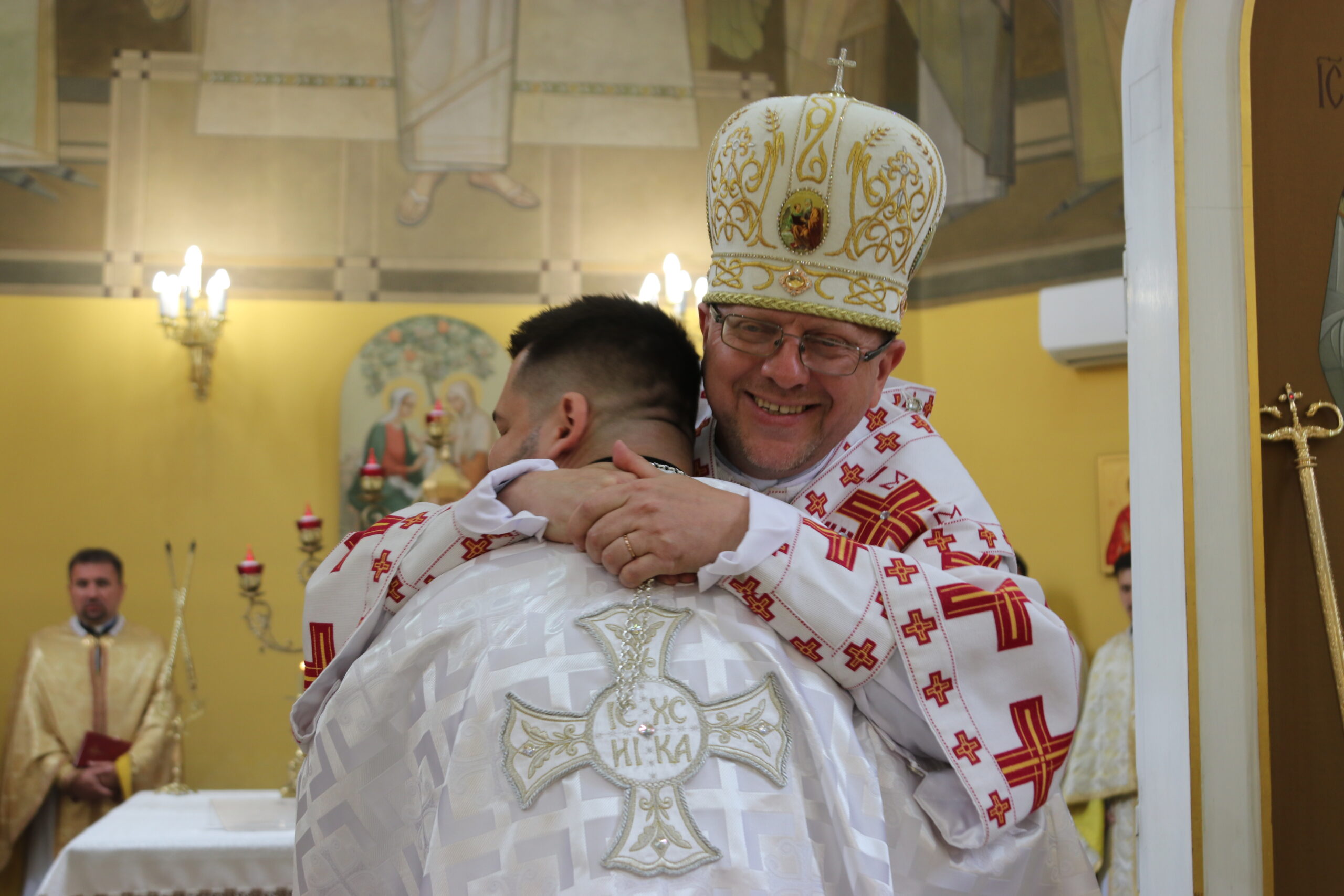 «Заінвестуймо ціле наше життя в добру справу», – владика Володимир звершив священниче рукоположення диякона Богдана Романова «Заінвестуймо ціле наше життя в добру справу», – владика Володимир звершив священниче рукоположення диякона Богдана Романова