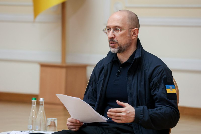 Під час пресконференції акцентував увагу на головних напрямках роботи Уряду.
➡️ Безпека, оборона та зброя Під час пресконференції акцентував увагу на головних напрямках роботи Уряду.
➡️ Безпека, оборона та зброя