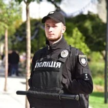 ✊Маріупольський поліцейський вижив під час блокади міста, перебуваючи на «Азовсталі» ✊Маріупольський поліцейський вижив під час блокади міста, перебуваючи на «Азовсталі»