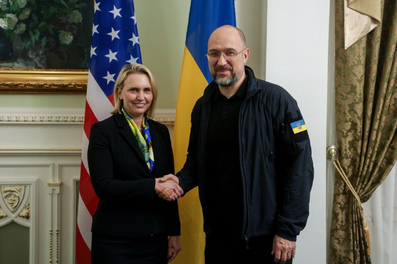 🇺🇸 Під час зустрічі з пані послом США Бріджит Брінк передали американській стороні Концепт посилення стійкості демократії в Україні 🇺🇸 Під час зустрічі з пані послом США Бріджит Брінк передали американській стороні Концепт посилення стійкості демократії в Україні