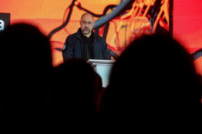 Енергетична галузь є основою української економіки. Під час форуму «Майбутнє української енергетики» назвав шість факторів Енергетична галузь є основою української економіки. Під час форуму «Майбутнє української енергетики» назвав шість факторів