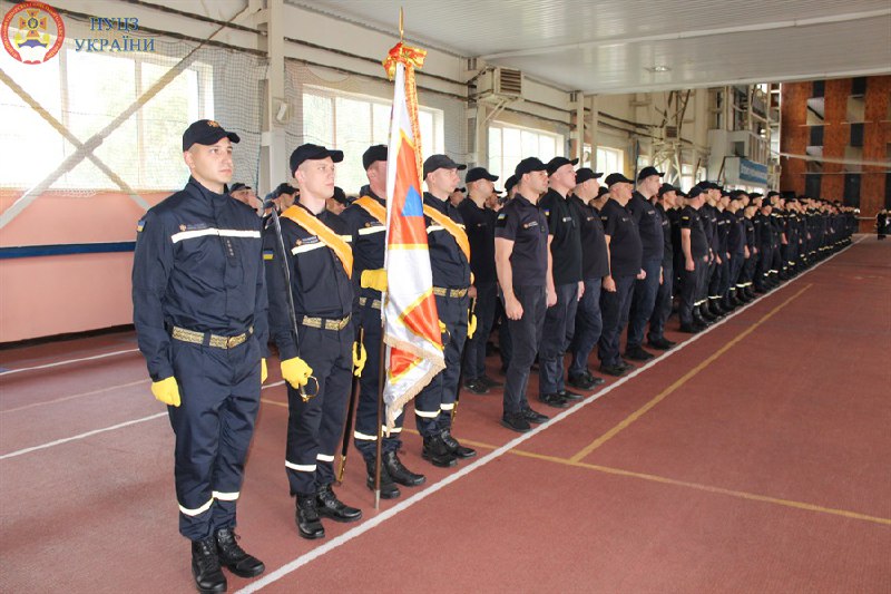 375 курсантів розпочали навчання у профільних вишах ДСНС
1 вересня у Львівському державному університеті безпеки життєдіяльності 375 курсантів розпочали навчання у профільних вишах ДСНС
1 вересня у Львівському державному університеті безпеки життєдіяльності