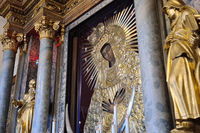 Глава УГКЦ біля Остробрамської ікони Богородиці: «Так важливо сьогодні на цьому місці молитися за перемогу України» Глава УГКЦ біля Остробрамської ікони Богородиці: «Так важливо сьогодні на цьому місці молитися за перемогу України»