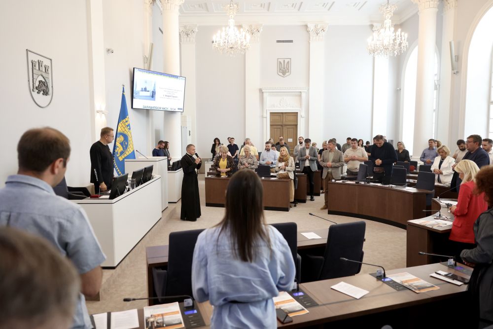 «Капелан є душпастирем для кожного з вас»: Новим капеланом Львівської міськради став військовий душпастир о. Андрій Сіданич «Капелан є душпастирем для кожного з вас»: Новим капеланом Львівської міськради став військовий душпастир о. Андрій Сіданич