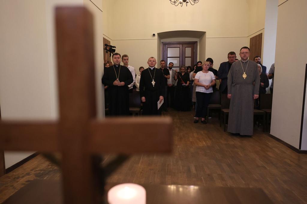 «Капелан є душпастирем для кожного з вас»: Новим капеланом Львівської міськради став військовий душпастир о. Андрій Сіданич «Капелан є душпастирем для кожного з вас»: Новим капеланом Львівської міськради став військовий душпастир о. Андрій Сіданич