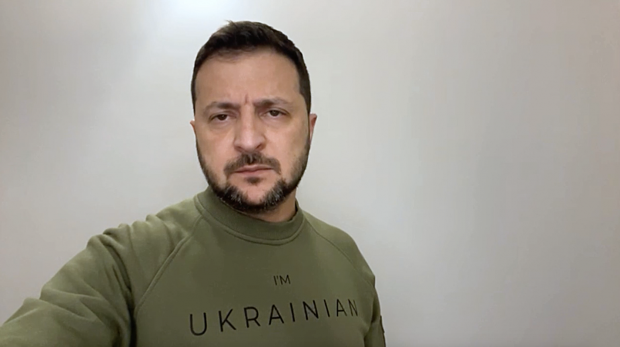 Маємо прийти до того, щоб для всіх дітей у нашій країні знайшлася своя родина, свій дім – звернення Президента України Маємо прийти до того, щоб для всіх дітей у нашій країні знайшлася своя родина, свій дім – звернення Президента України