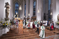 &laquo;Ми&nbsp;досвідчуємо жах від страшних військових злочинів, які російські окупанти щодня чинять проти українського народу&raquo;,&nbsp;&mdash; владика Богдан Дзюрах під час &laquo;Служби націй&raquo;