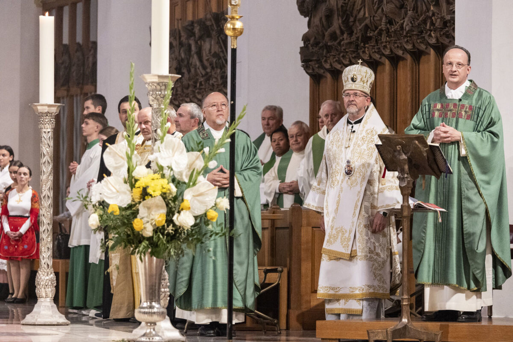 &laquo;Ми&nbsp;досвідчуємо жах від страшних військових злочинів, які російські окупанти щодня чинять проти українського народу&raquo;,&nbsp;&mdash; владика Богдан Дзюрах під час &laquo;Служби націй&raquo;