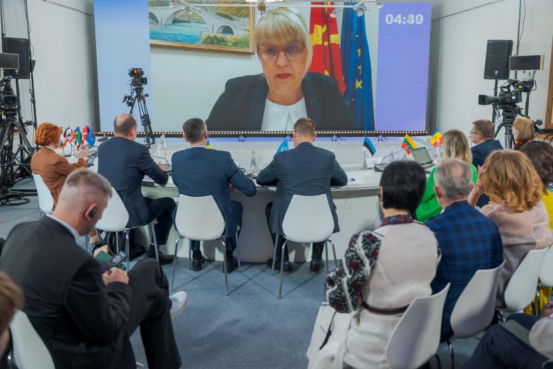 На третьому Саміті перших леді та джентльменів укладено 25 меморандумів про медичне партнерство між лікувальними закладами України та інших країн світу На третьому Саміті перших леді та джентльменів укладено 25 меморандумів про медичне партнерство між лікувальними закладами України та інших країн світу