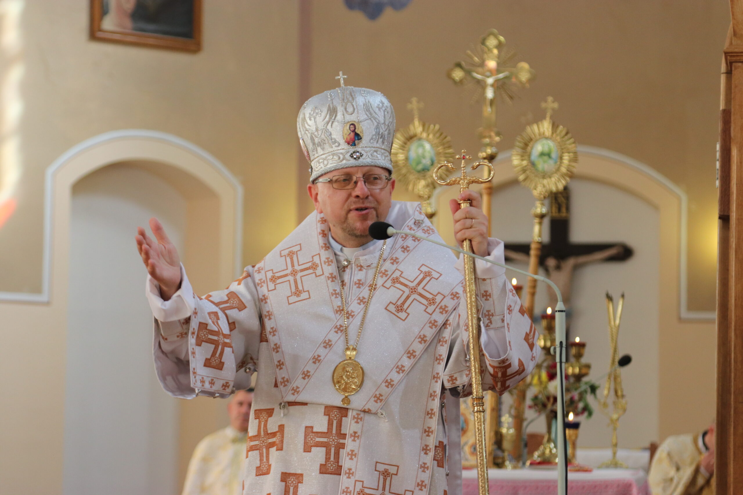 «Нехай наша щира молитва дійде до Бога»: Медичні працівники разом з капеланами Львівської архиєпархії звершили прощу до Кохавинської Богородиці «Нехай наша щира молитва дійде до Бога»: Медичні працівники разом з капеланами Львівської архиєпархії звершили прощу до Кохавинської Богородиці