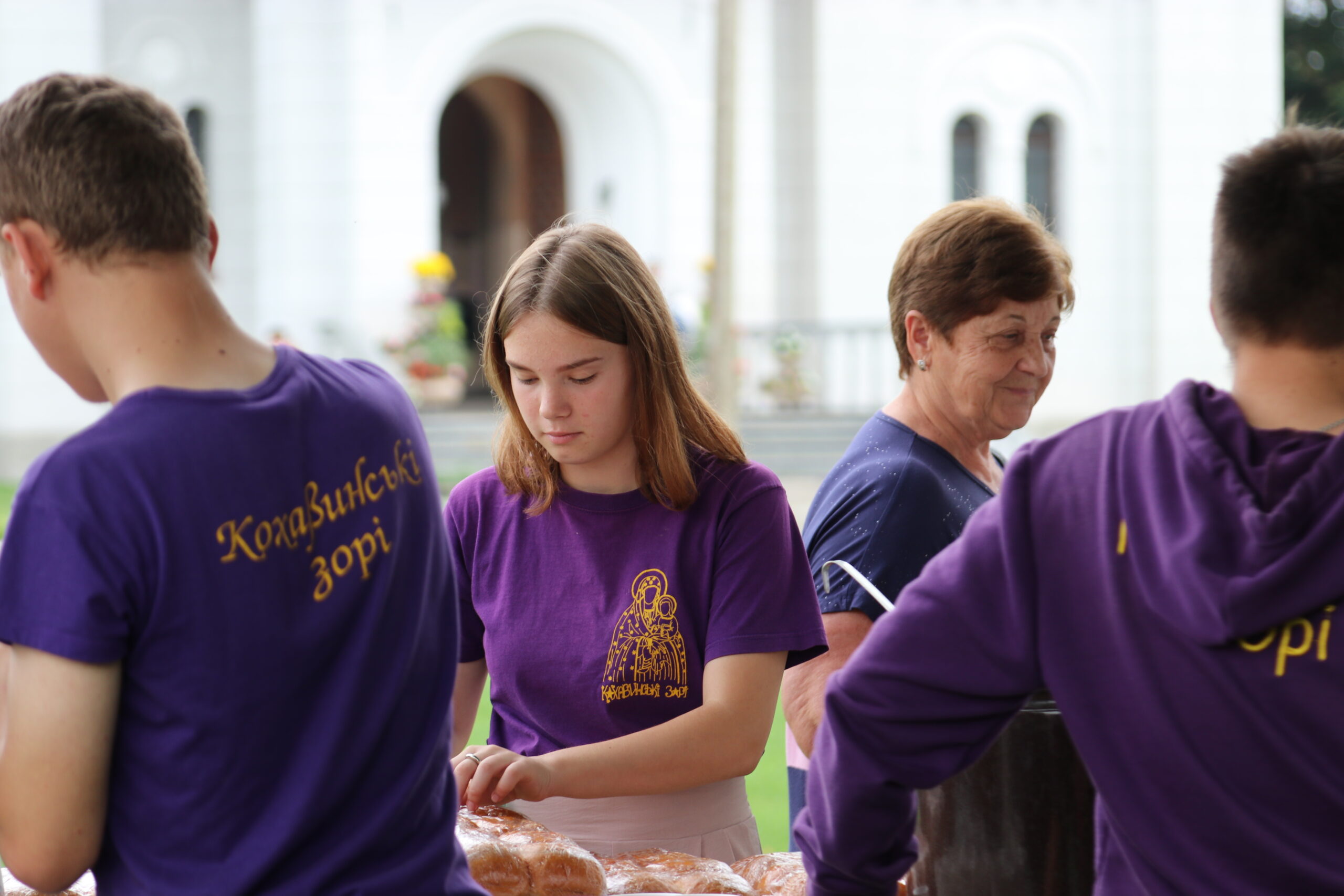 «Нехай наша щира молитва дійде до Бога»: Медичні працівники разом з капеланами Львівської архиєпархії звершили прощу до Кохавинської Богородиці «Нехай наша щира молитва дійде до Бога»: Медичні працівники разом з капеланами Львівської архиєпархії звершили прощу до Кохавинської Богородиці