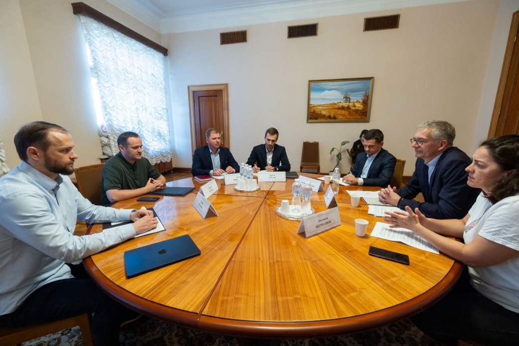Олексій Кулеба зустрівся з новопризначеним керівником програм співробітництва Представництва ЄС в Україні Олексій Кулеба зустрівся з новопризначеним керівником програм співробітництва Представництва ЄС в Україні
