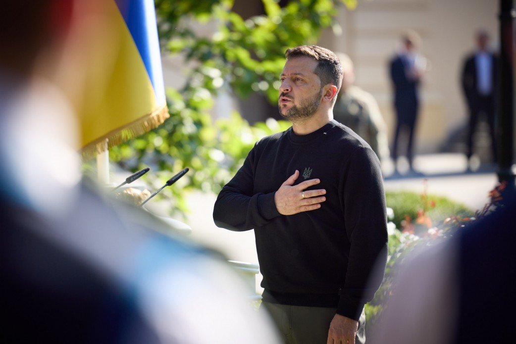 Принциповість воїна – це продовження принциповості його родини та вчителя – Президент України напередодні Дня працівників освіти Принциповість воїна – це продовження принциповості його родини та вчителя – Президент України напередодні Дня працівників освіти