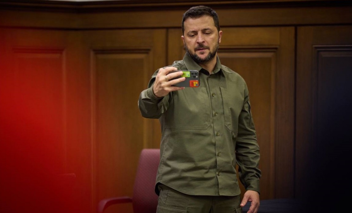 Разом працюватимемо, щоб спільно з Америкою Україна виробляла необхідну зброю – звернення Президента Володимира Зеленського Разом працюватимемо, щоб спільно з Америкою Україна виробляла необхідну зброю – звернення Президента Володимира Зеленського
