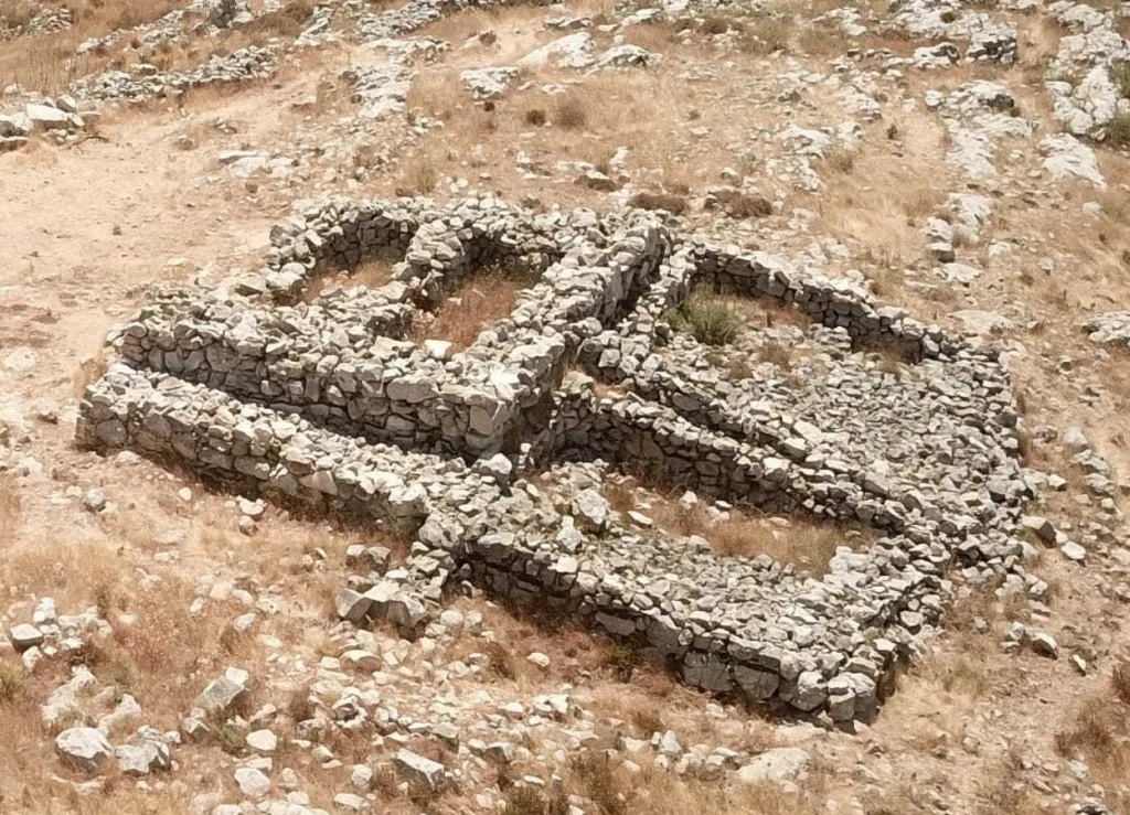 Топ-10 відкриттів, пов’язаних з Ісусом Навином та завоюванням Ханаану Топ-10 відкриттів, пов’язаних з Ісусом Навином та завоюванням Ханаану