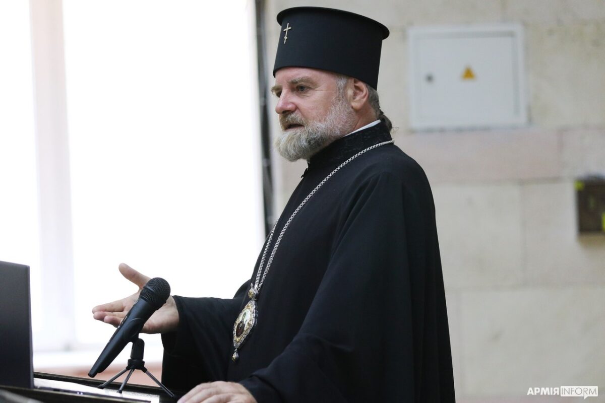 У Києві розпочався черговий курс підготовки військових капеланів У Києві розпочався черговий курс підготовки військових капеланів