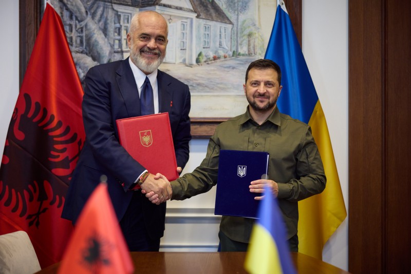У Нью-Йорку Президент провів зустріч із Прем’єр-міністром Албанії У Нью-Йорку Президент провів зустріч із Прем’єр-міністром Албанії
