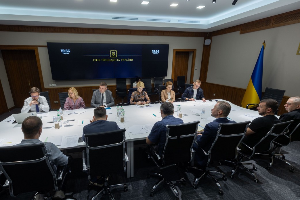 В Офісі Президента України відбулося засідання робочої групи з напрацювання пропозицій щодо участі України в Робочій групі ОЕСР В Офісі Президента України відбулося засідання робочої групи з напрацювання пропозицій щодо участі України в Робочій групі ОЕСР