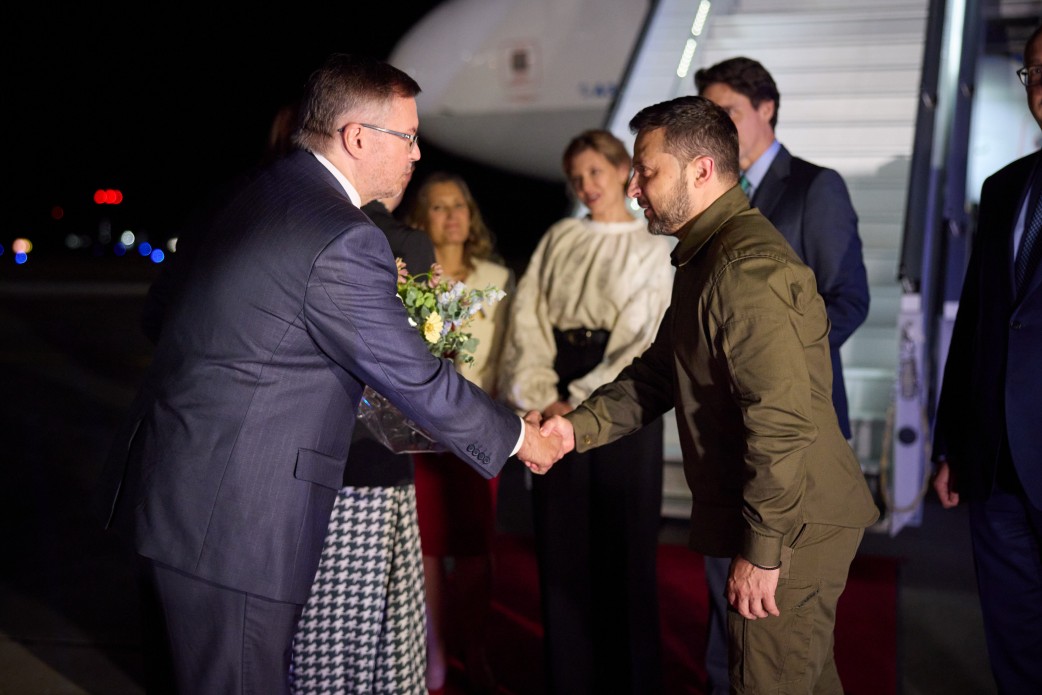 В Оттаві розпочалася зустріч Президента України з Прем’єр-міністром Канади В Оттаві розпочалася зустріч Президента України з Прем’єр-міністром Канади