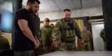 Володимир Зеленський відвідав бойові бригади, які беруть участь у відбитті російської агресії на Запорізькому напрямку Володимир Зеленський відвідав бойові бригади, які беруть участь у відбитті російської агресії на Запорізькому напрямку