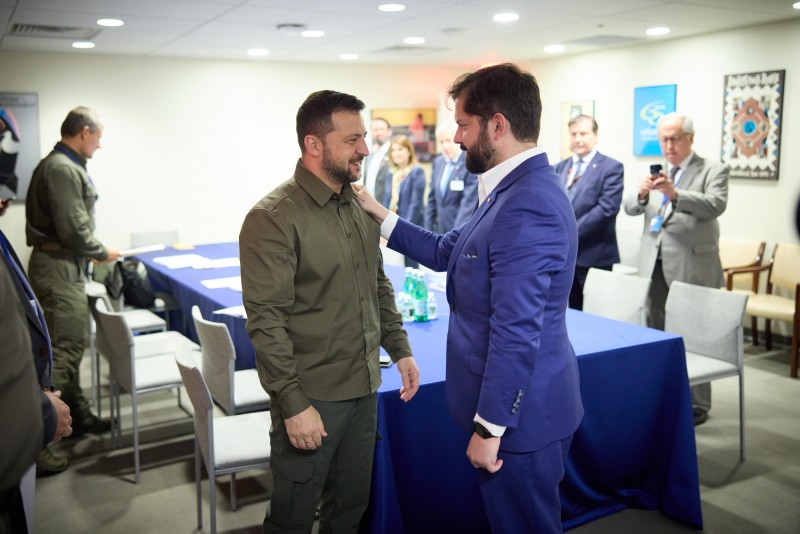 Володимир Зеленський зустрівся з Президентом Чилі Володимир Зеленський зустрівся з Президентом Чилі
