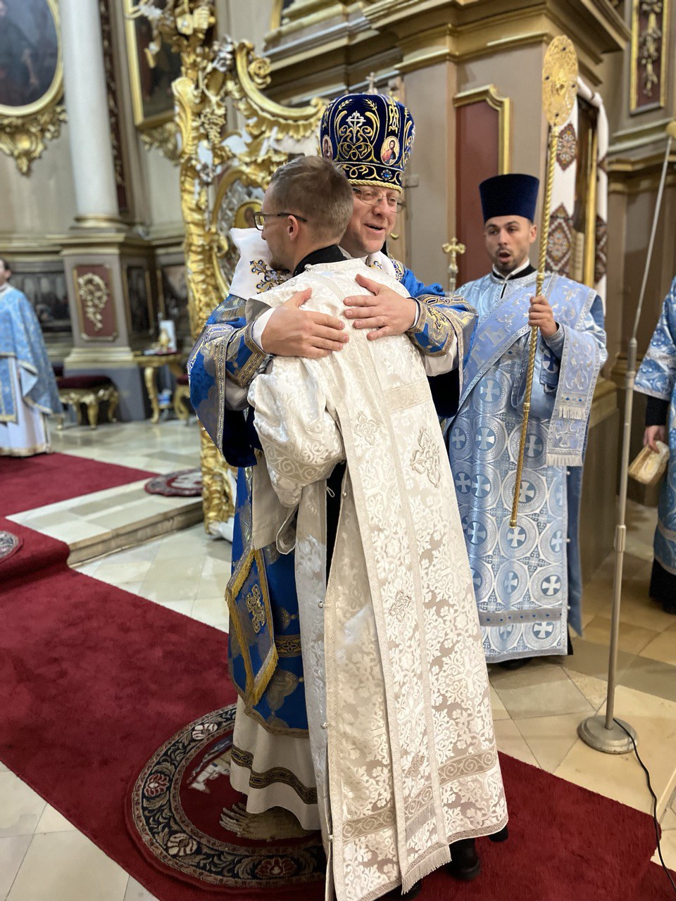 «Господь Бог посилає новітнього апостола для служіння в Церкві»: Владика Володимир звершив дияконське рукоположення брата Юрія Кріля «Господь Бог посилає новітнього апостола для служіння в Церкві»: Владика Володимир звершив дияконське рукоположення брата Юрія Кріля