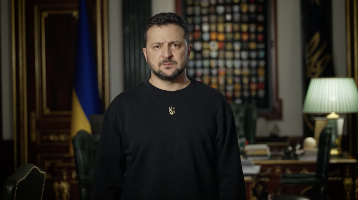 Ми всі маємо бути міцними, єдиними, маємо вистояти й довести, що свобода точно сильніша, ніж агресія – звернення Президента України Ми всі маємо бути міцними, єдиними, маємо вистояти й довести, що свобода точно сильніша, ніж агресія – звернення Президента України