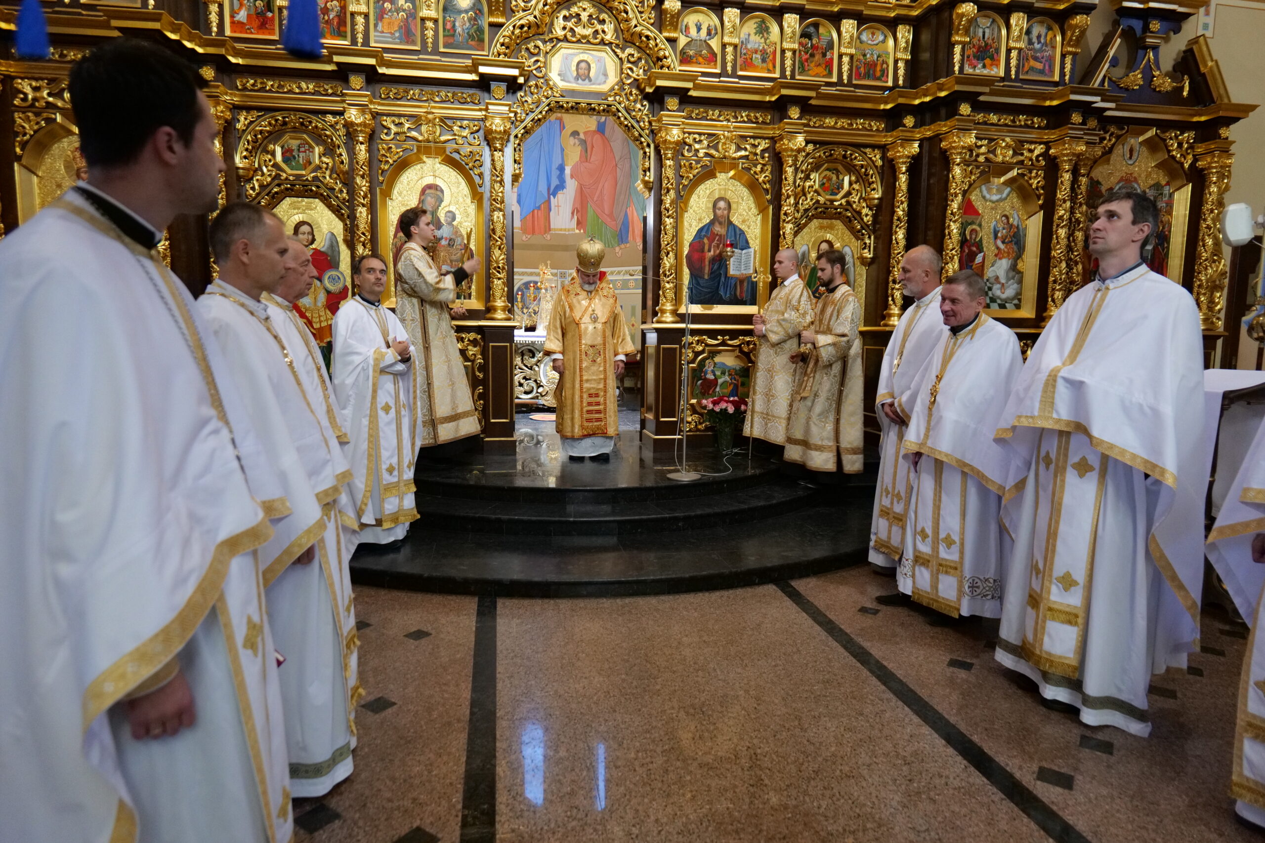 Митрополит Ігор привітав отця Романа Луковського з 60-літтям та 35-річчям священства Митрополит Ігор привітав отця Романа Луковського з 60-літтям та 35-річчям священства