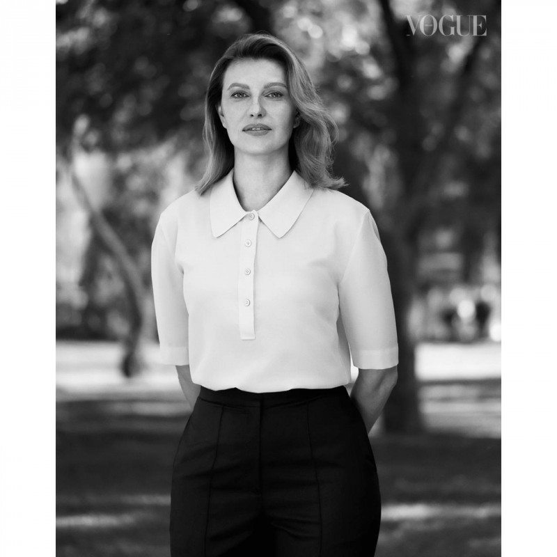 Олена Зеленська в інтерв’ю Vogue Ukraine Edition: Турбота про психологічний стан – це питання виживання для українців Олена Зеленська в інтерв’ю Vogue Ukraine Edition: Турбота про психологічний стан – це питання виживання для українців