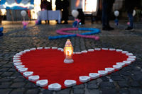 Памʼять дітей, які померли під час вагітності, вшанували у Львові Памʼять дітей, які померли під час вагітності, вшанували у Львові