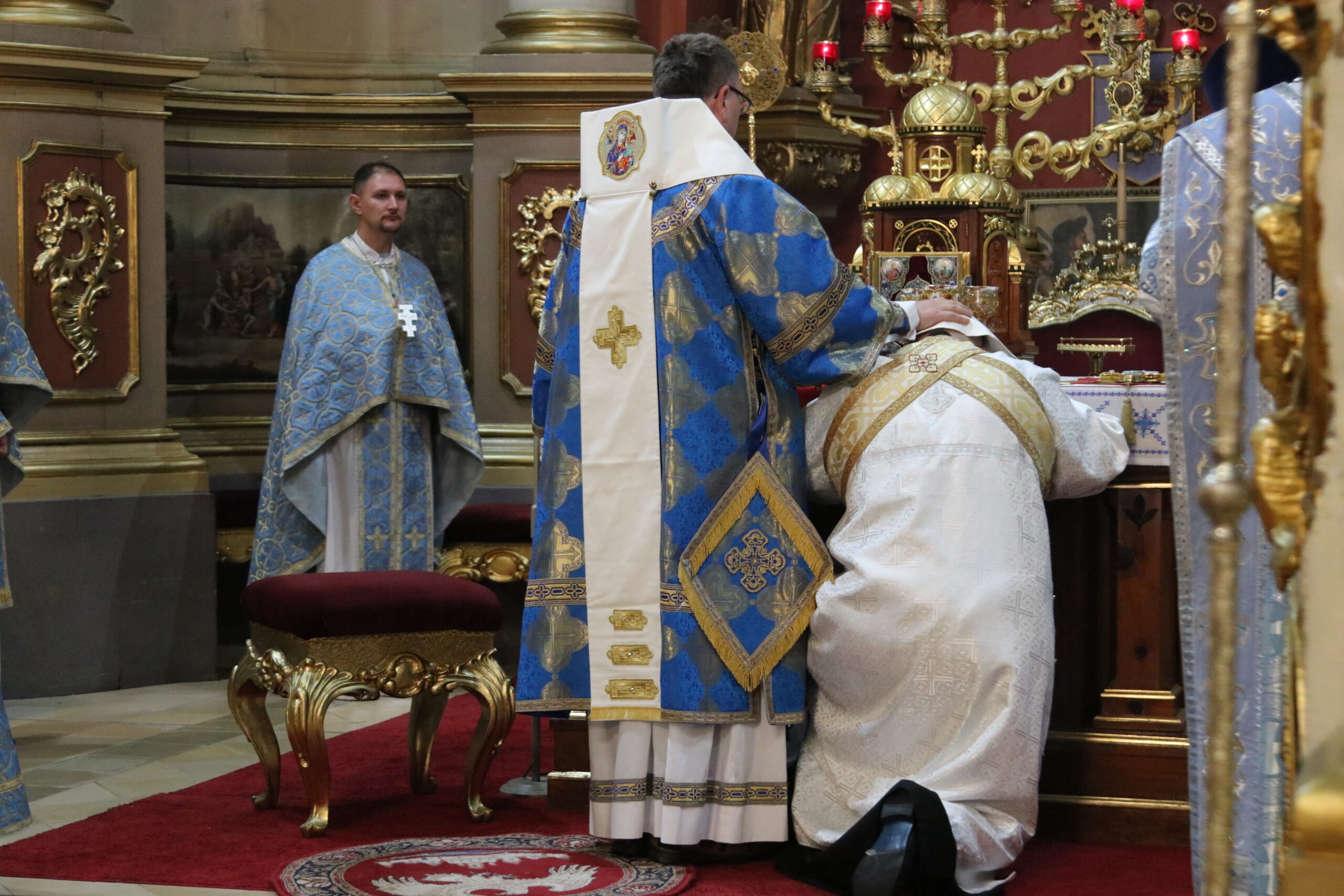 «Подаруймо йому нашу молитовну підтримку!»: Владика Володимир звершив дияконське рукоположення брата Романа Хляна «Подаруймо йому нашу молитовну підтримку!»: Владика Володимир звершив дияконське рукоположення брата Романа Хляна