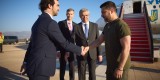 Президент розпочав участь у ІІІ саміті Європейської політичної спільноти й зустрівся з виконувачем обов’язків голови уряду Іспанії Президент розпочав участь у ІІІ саміті Європейської політичної спільноти й зустрівся з виконувачем обов’язків голови уряду Іспанії