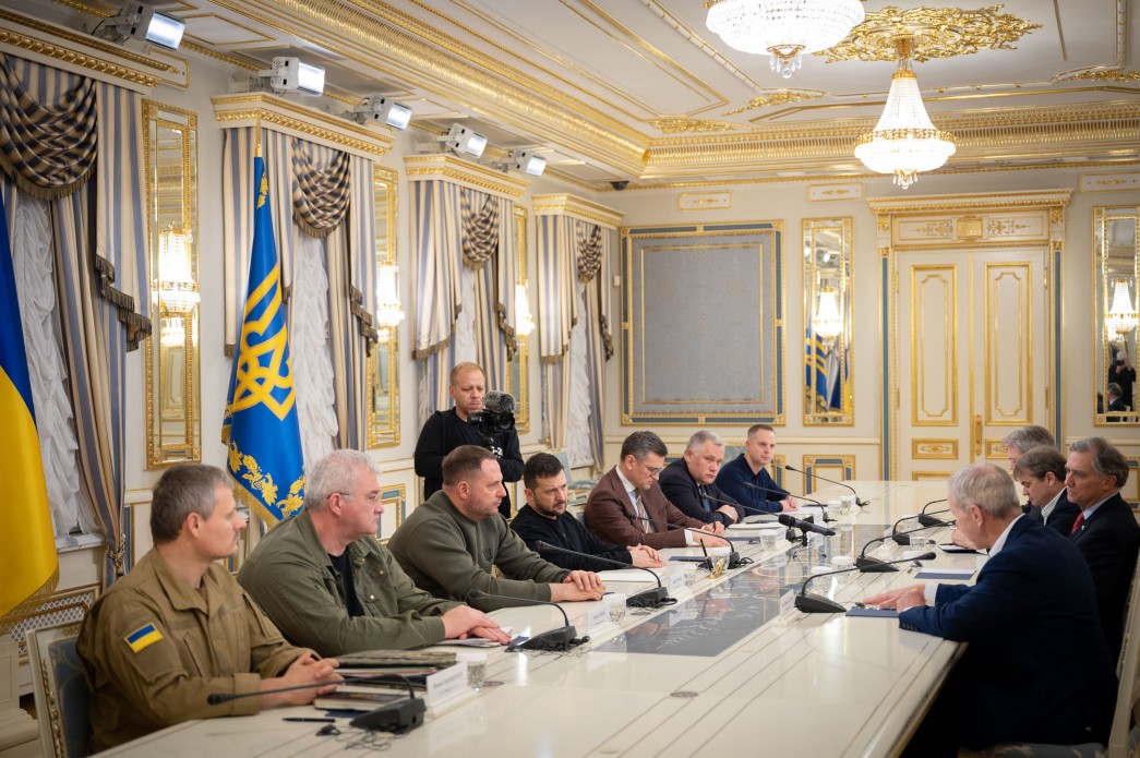 Президент України провів зустріч із делегацією американських конгресменів Президент України провів зустріч із делегацією американських конгресменів