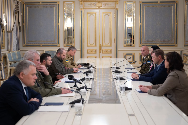 Президент України провів зустріч із міністром оборони Естонії Президент України провів зустріч із міністром оборони Естонії