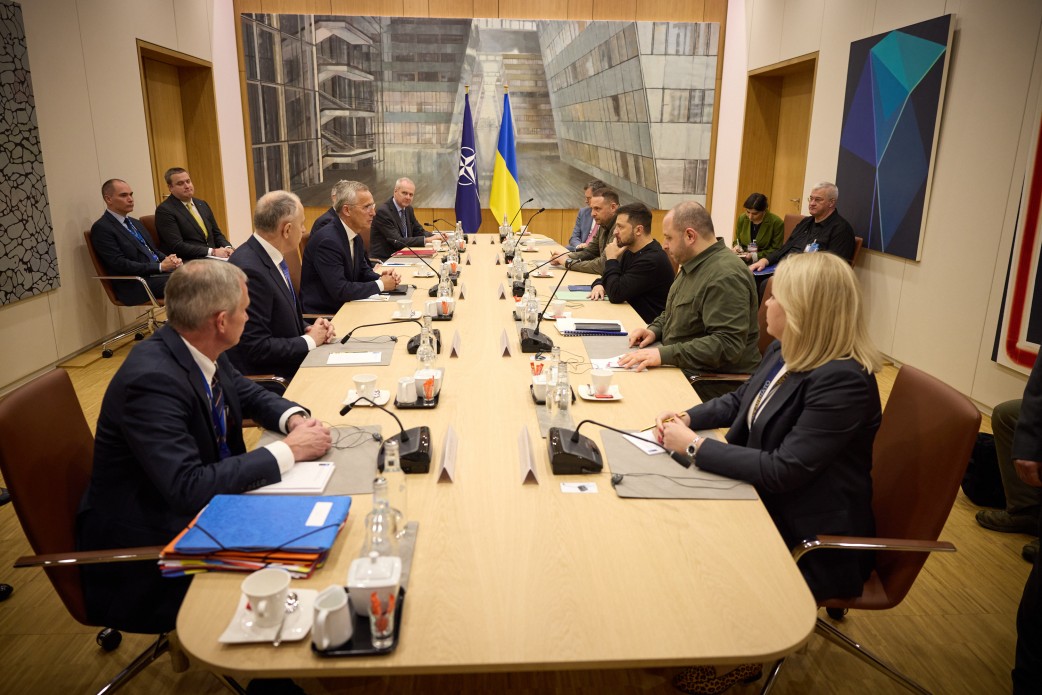 Президент України зустрівся з Генеральним секретарем НАТО Президент України зустрівся з Генеральним секретарем НАТО
