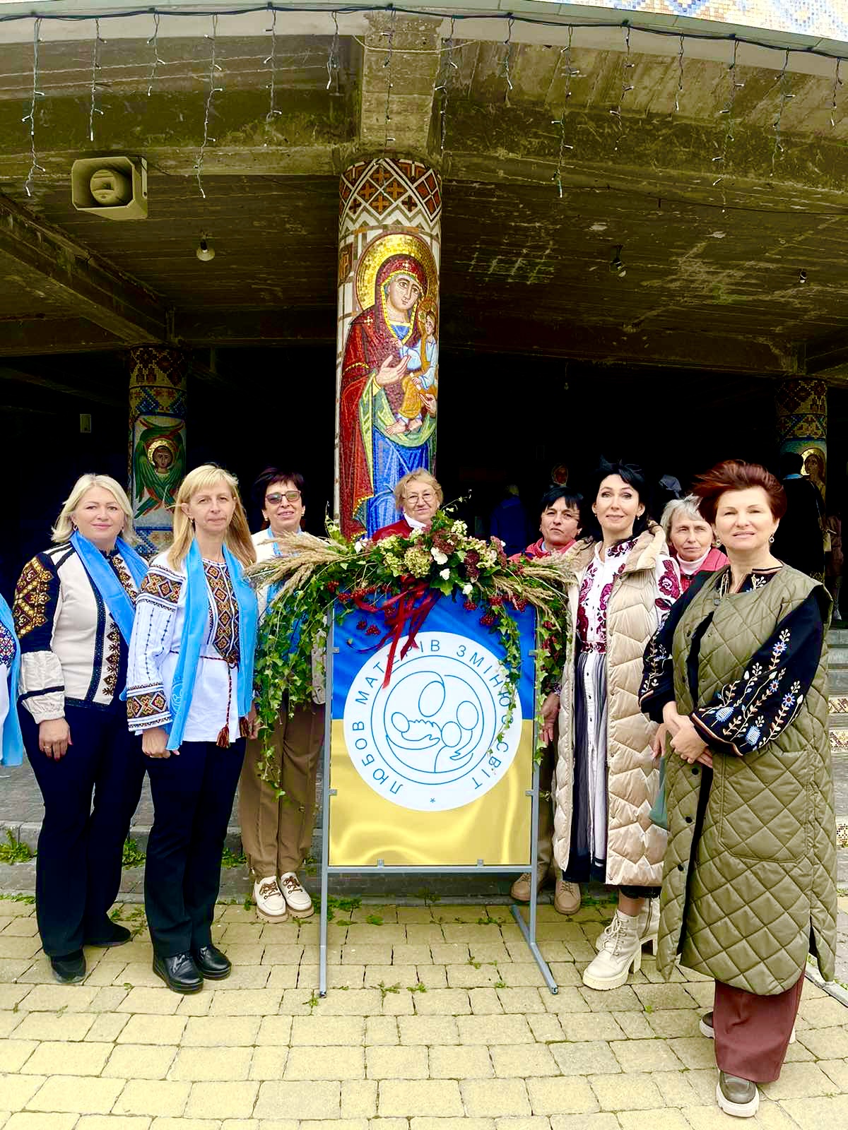 Проща Матерів Львівської Архиєпархії до Матері Божої у с. Погоня Проща Матерів Львівської Архиєпархії до Матері Божої у с. Погоня