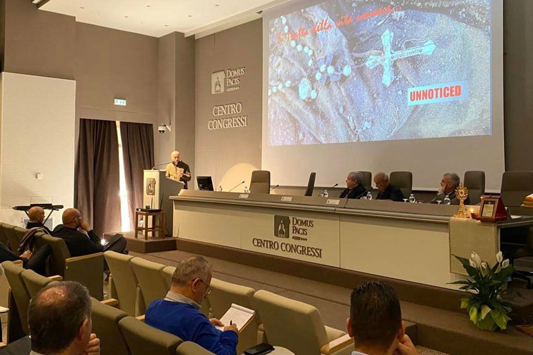 &laquo;Роль капелана під&nbsp;час війни&raquo;: отець Андрій Зелінський виступив перед військовими капеланами в&nbsp;Італії