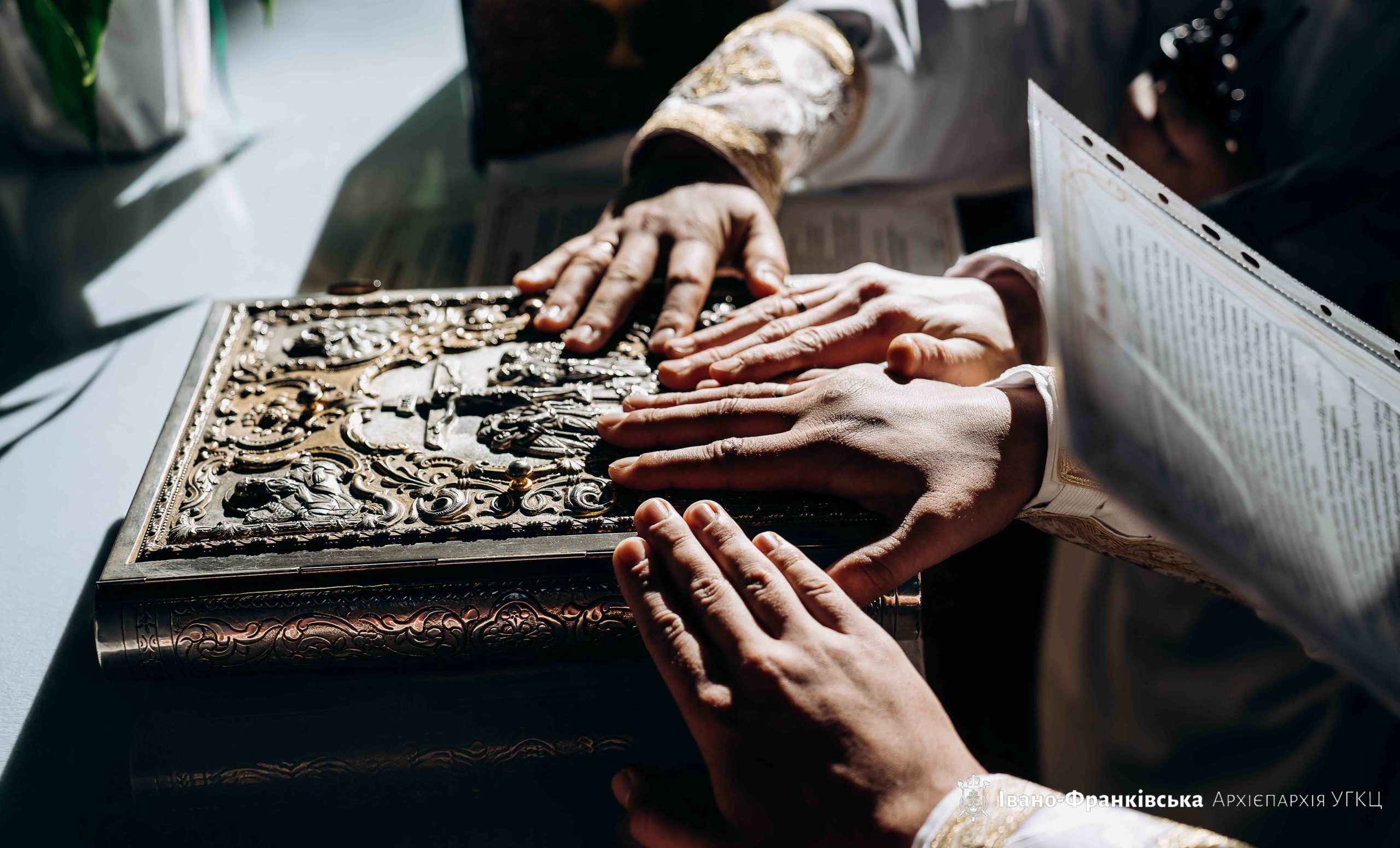 «Щасливі є ті люди, які своїми серцями стали подібні до доброї землі», – Митрополит Володимир у Солотвині «Щасливі є ті люди, які своїми серцями стали подібні до доброї землі», – Митрополит Володимир у Солотвині