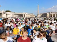 «Together»: дитячий хор собору Святої Софії виконав духовні пісні на Екуменічній молитві у Ватикані «Together»: дитячий хор собору Святої Софії виконав духовні пісні на Екуменічній молитві у Ватикані