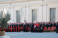 «Together»: дитячий хор собору Святої Софії виконав духовні пісні на Екуменічній молитві у Ватикані «Together»: дитячий хор собору Святої Софії виконав духовні пісні на Екуменічній молитві у Ватикані
