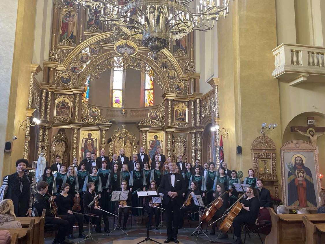 У храмі Христового Воскресіння у Львові відбулася духовно-мистецька програма «Апостол єдности», приурочена 400-річчю мучеництва святого священномученика Йосафата У храмі Христового Воскресіння у Львові відбулася духовно-мистецька програма «Апостол єдности», приурочена 400-річчю мучеництва святого священномученика Йосафата