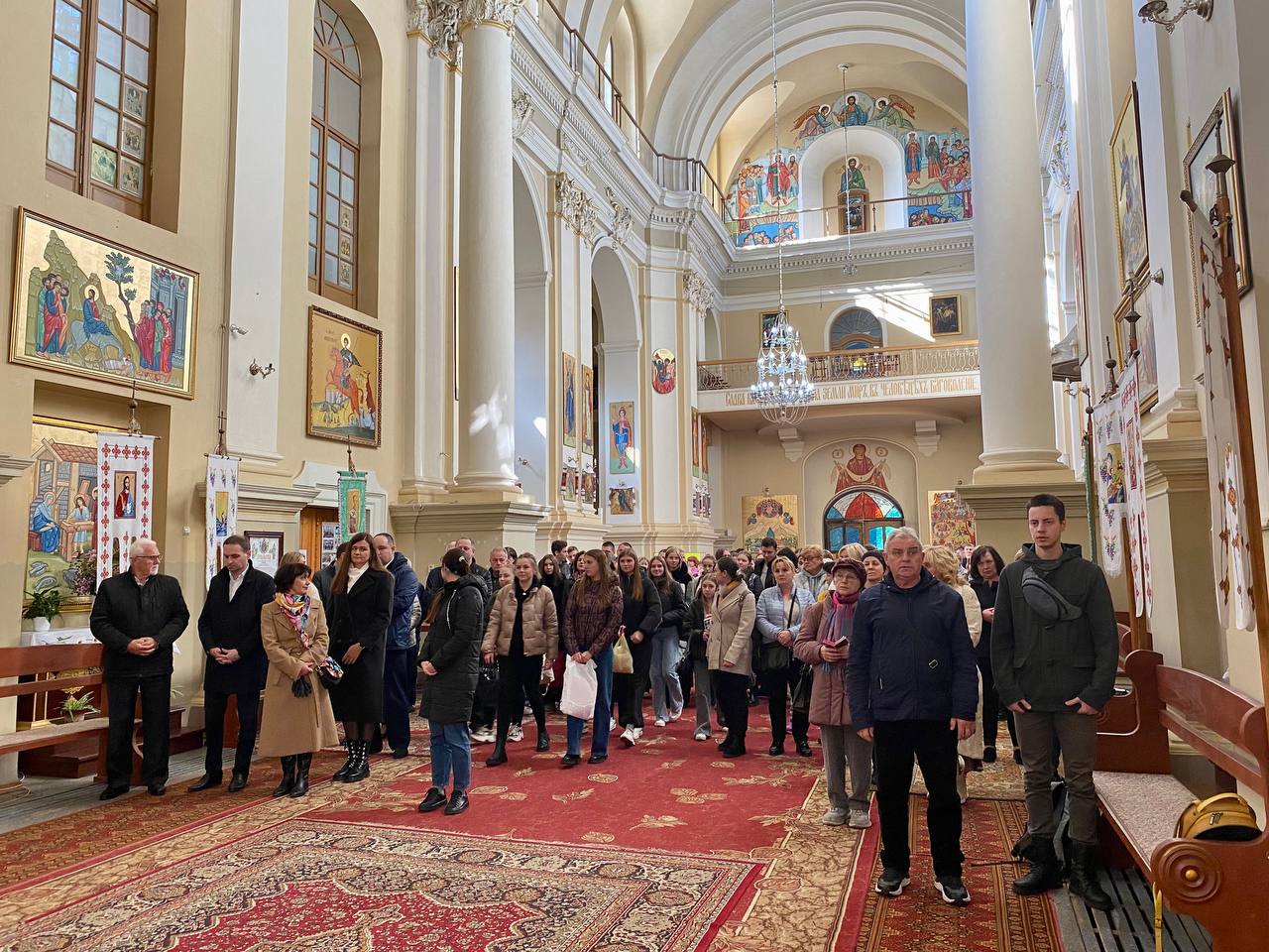 «Відроджуємо добру традицію — молитву студентів та викладачів в обідній час»,— Владика Володимир звершив молитву за медичний університет у храмі Пресвятої Трійці «Відроджуємо добру традицію — молитву студентів та викладачів в обідній час»,— Владика Володимир звершив молитву за медичний університет у храмі Пресвятої Трійці